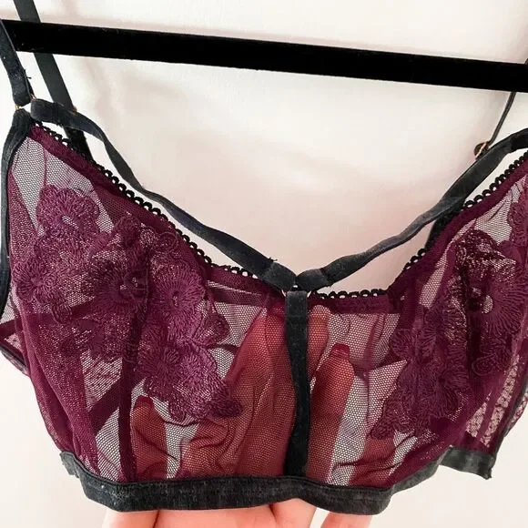 Victoria’s Secret Floral Lace Sheer Bra Burgundy Size Medium Intimates